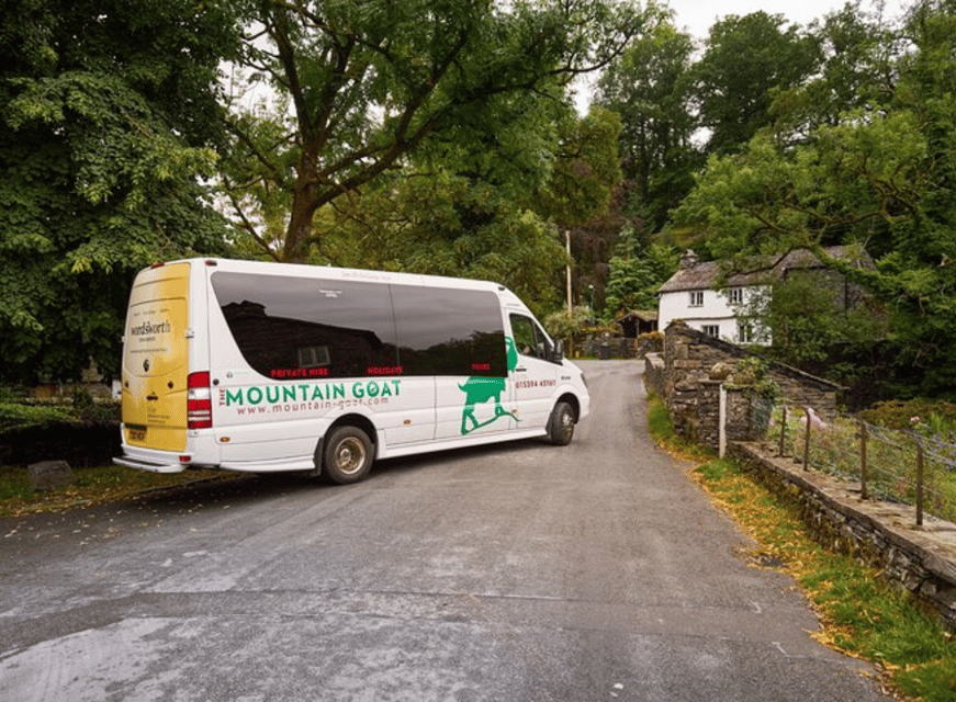 Manchester: Lake District Tour with Lake Cruise & Train Ride - How the guides shape the day