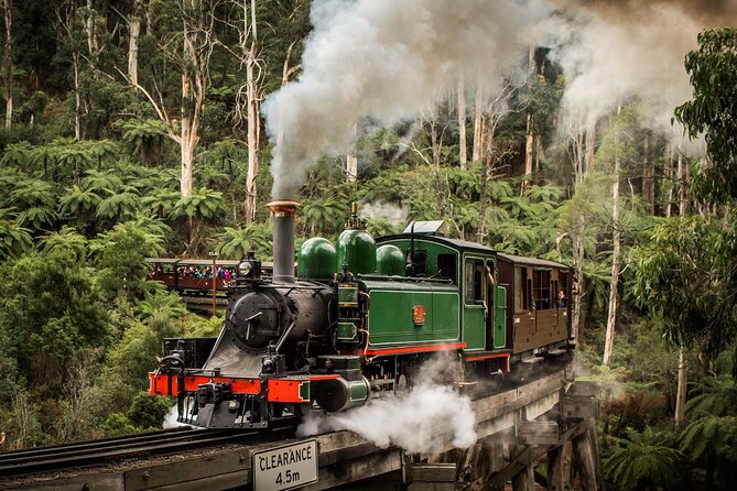 Melbourne Puffing Billy Train and Penguin Parade Day Tour Escape - Why Puffing Billy and the penguins work in one long day
