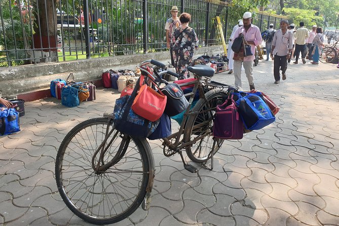 Mumbai City + Dabbawala aka Lunchbox + Train Ride Tour - The Unfeigned Mumbai. - Dhobi Ghat: Mumbai’s outdoor laundry