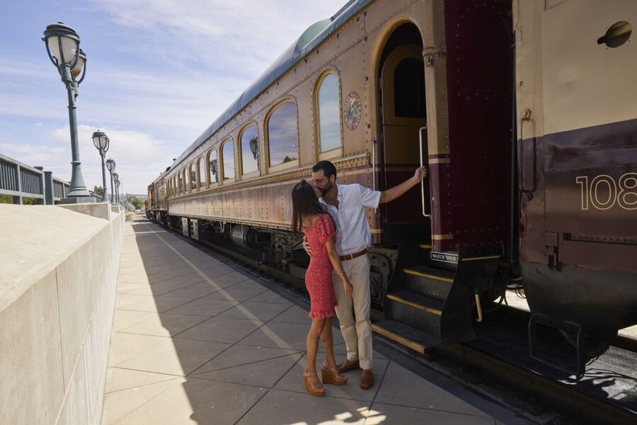 Napa Valley Wine Train: Gourmet Express Lunch or Dinner - FAQ