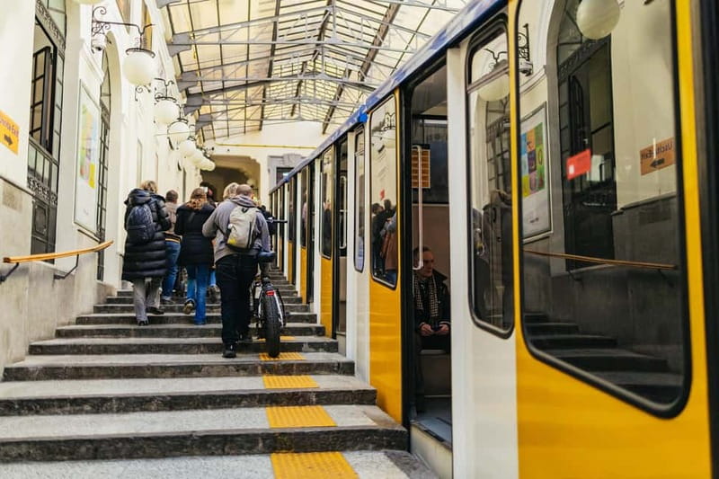 Naples: Panoramic Walking Tour with Funicular - Meeting at Augusteo and riding the Funicolare Centrale