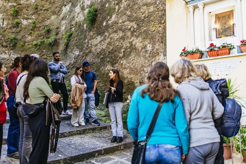 Naples: Panoramic Walking Tour with Funicular - Walking the Petraio stairways downhill