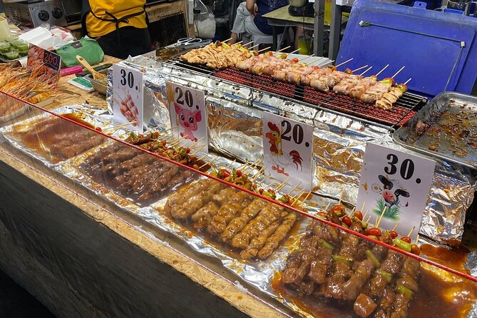 Night life in Bangkok - Jodd Fairs Train Night Market(Joint) - What the Jodd Fairs night market experience is really like