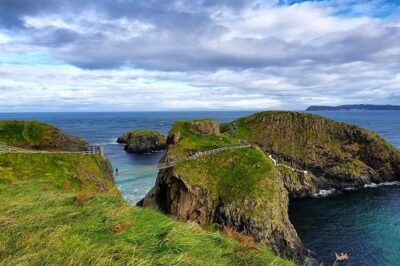 Northern Ireland Including Giant’s Causeway Rail Tour from Dublin