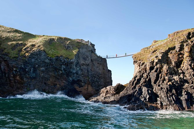 Northern Ireland Including Giant's Causeway Rail Tour from Dublin - Do not count on the rope bridge