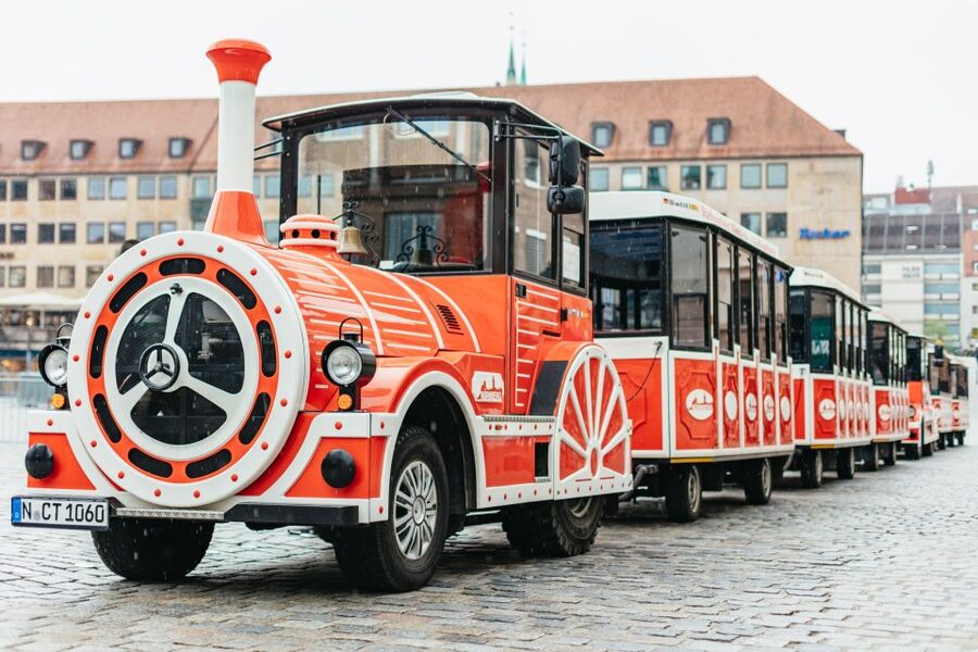 Nuremberg: City Tour with the Bimmelbahn Train - The Imperial Castle and Nuremberg’s medieval defenses