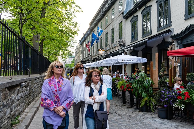 Old Quebec Classique Walking Tour with Funicular - The funicular ride up the hillside