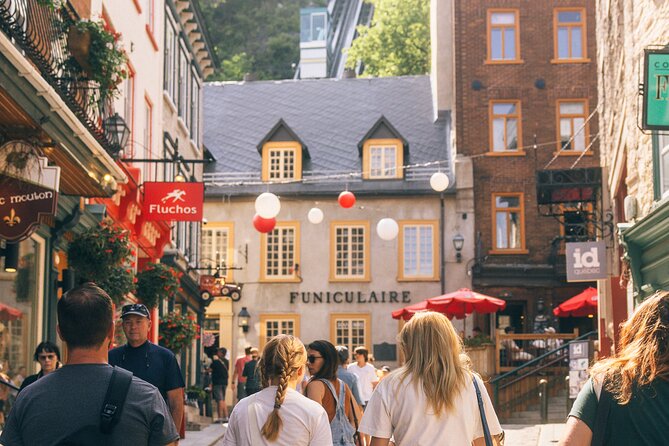 Old Quebec Classique Walking Tour with Funicular - What the guides add to the walk