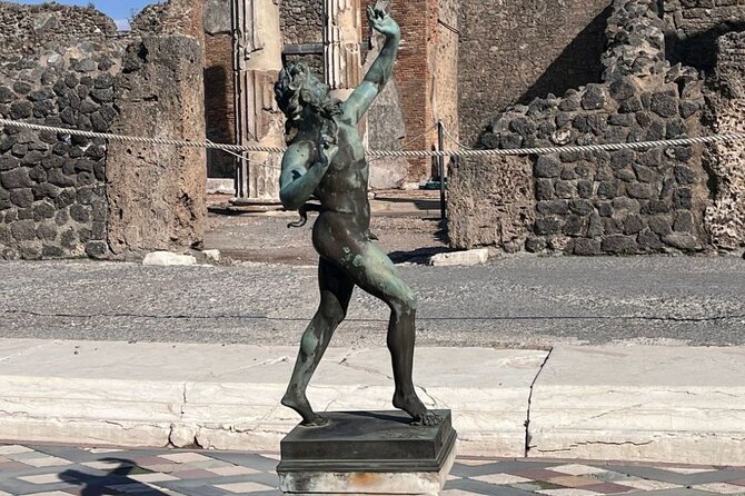 Pompeii and Naples Tour from Rome by Train with Lunch - Seeing Naples after Pompeii