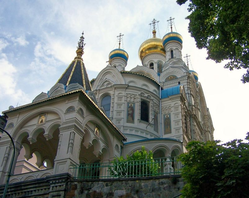 Prague: Karlovy Vary Day Trip with Watchtower and Funicular - Diana Observation Tower and the Funicular Option