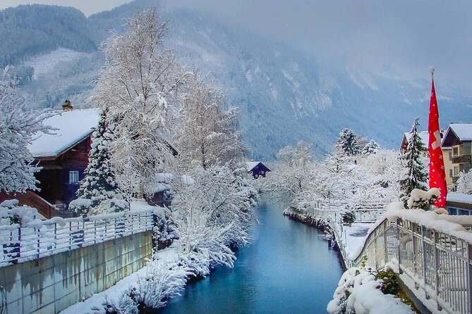 Premium Panoramic Train, Lucerne Old Town and Interlaken Tour - One free hour for lunch, chocolate, or photographs