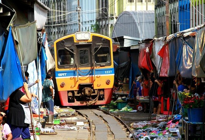 Private Excursion to Maeklong Railway and Floating Markets - Key points to know before you book