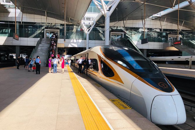 Private Mutianyu Great Wall Tour with Bullet Train Experience - What the $299 price really buys