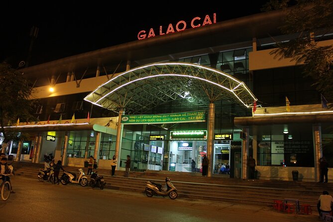 Private Overnight Train Hanoi To Sapa Or Return - The morning arrival in Lao Cai