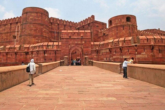 Private Taj Mahal Tour by Fastest Train from Delhi - Meeting Farman at Agra Cantt