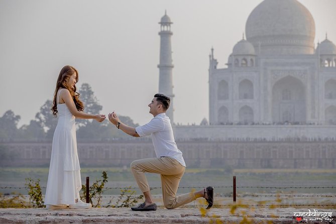 Private Taj Mahal Tour from Delhi By Gatiman Express Train - Agra markets and the final station transfer