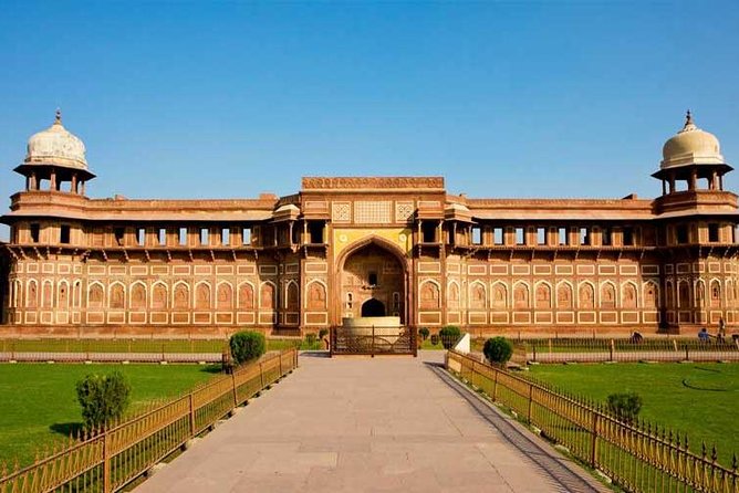 Private Taj Mahal Tour from Delhi by Super-Fast Train - Agra markets from about 4 p.m.