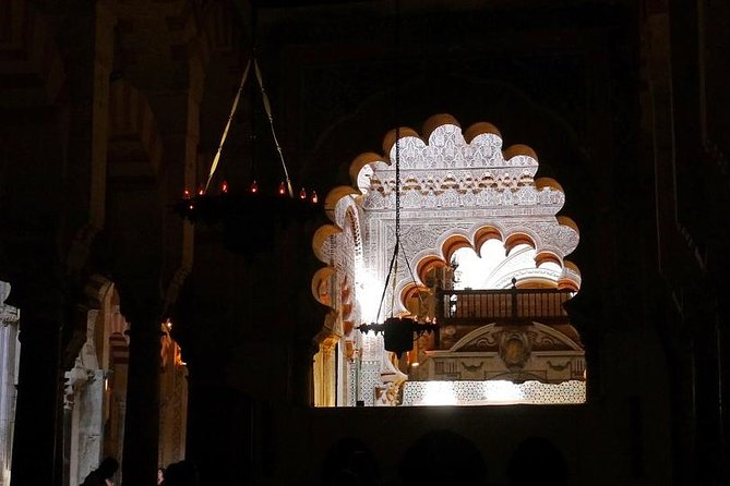 Private Tour: Cordoba Day Trip from Madrid by High-Speed Train - Walking Córdoba’s Jewish quarter