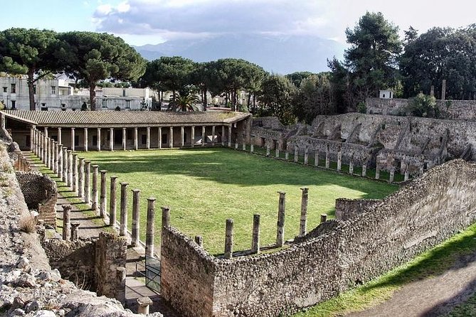 Private Tour Rome to Pompeii in private vehicle or fast train - Why Pompeii works as a Rome day trip