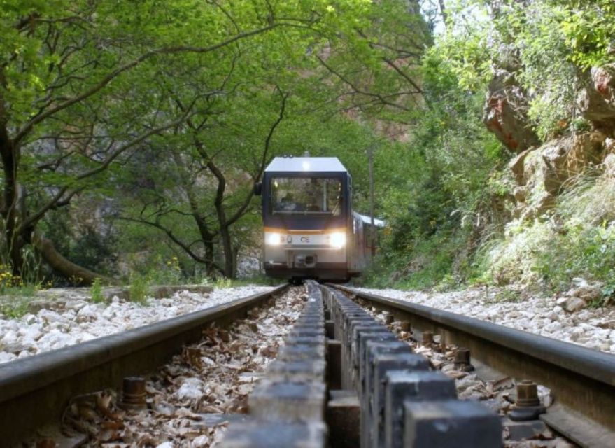 Private Tour to Ancient Corinth, Cave of Lakes & Cog Railway - The Corinth Canal in a 15-minute stop