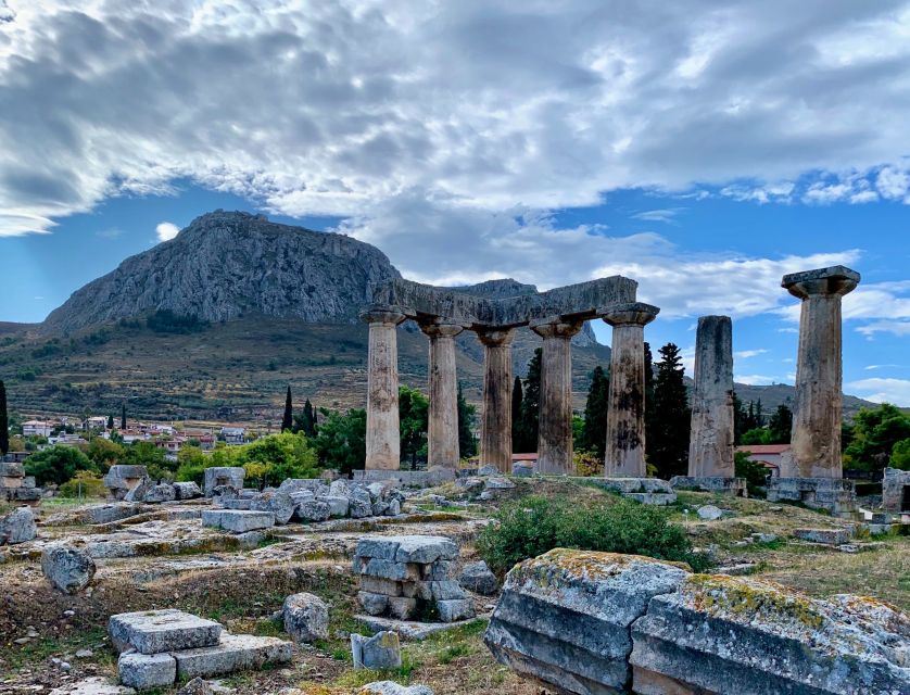Private Tour to Ancient Corinth, Cave of Lakes & Cog Railway - Riding the Odontotos through Vouraikos Gorge