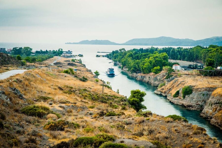 Private Tour to Ancient Corinth, Cave of Lakes & Cog Railway - What the $378 price means