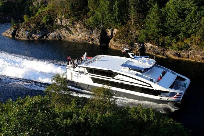 Private tour - Viking Village, Nærøyfjord Cruise & Flåm Railway - Njardarheimr, a Viking village in Gudvangen