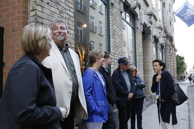 Private Walking Tour of Old Quebec with Funicular - The Funicular Makes the Descent Easier