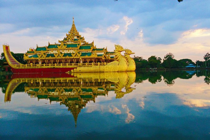 Private Yangon Day Tour with Circular Train - Yangon Central Station and the city’s changing rhythm