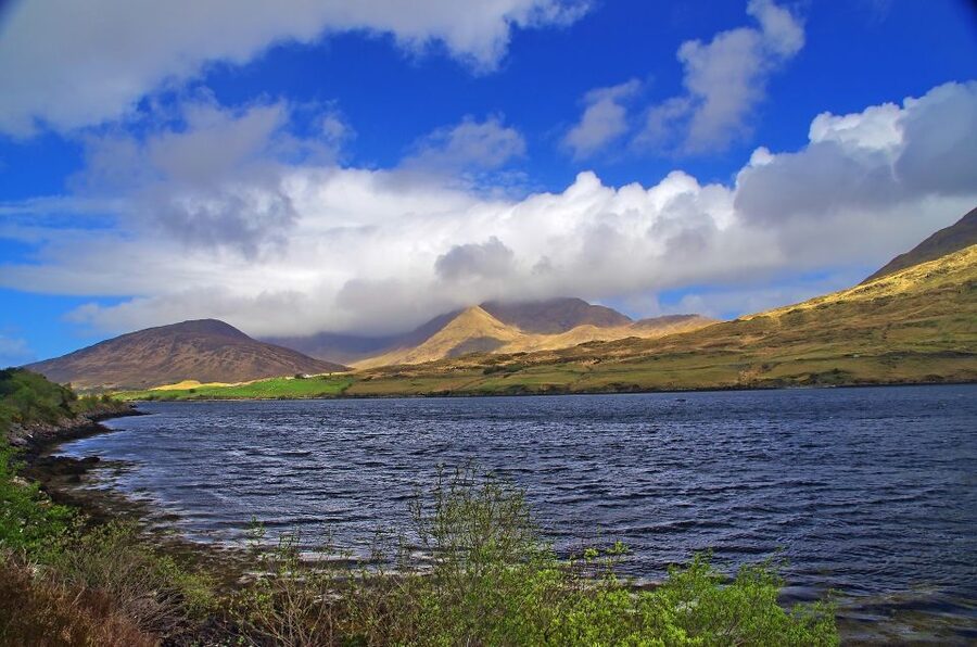 Rail Tour from Dublin: 2-Day West Coast Explorer - Kylemore Abbey and the problem of limited time
