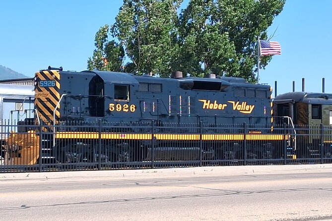 Ride the Heber Valley 1899 Railroad and see Deer Creek Reservoir - The road through Utah’s early settlements