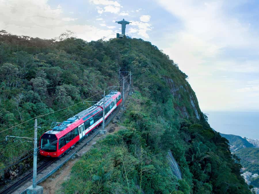 Rio de Janeiro: Corcovado Train & Sugarloaf Tour with Lunch - Christ the Redeemer by train through Tijuca Forest