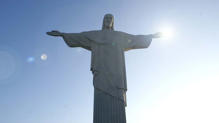 Rio: Maracanã Stadium & Christ the Redeemer by Rack Railway - Christ the Redeemer is the reason to go
