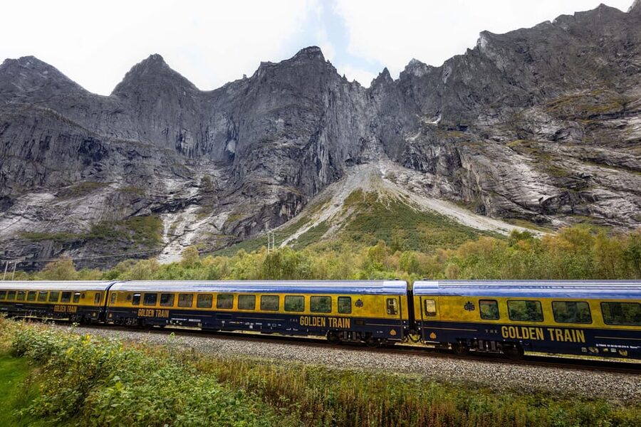Romsdalen: Rauma Railway Golden Train with Guide - Troll Wall and Verma waterfall