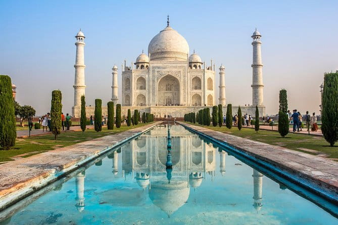 Same Day Agra Tour By Gatimaan Express Train from delhi - Practical details that affect your choice