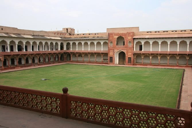 Same Day Taj Mahal and Agra Tour by Fastest Train from Delhi - Agra Fort After the Taj