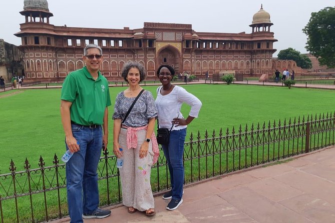 Same Day Taj Mahal Tour By Gatimaan Train - The Baby Taj and its fine stonework