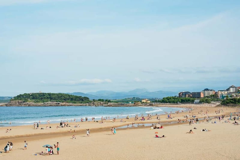 Santander: City Sightseeing Hop-On Hop-Off Bus Tour & Train - Sardinero Beach and the Casino