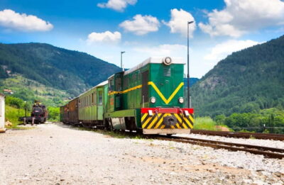 Sargan Eight railroad train ride & Tara mountain