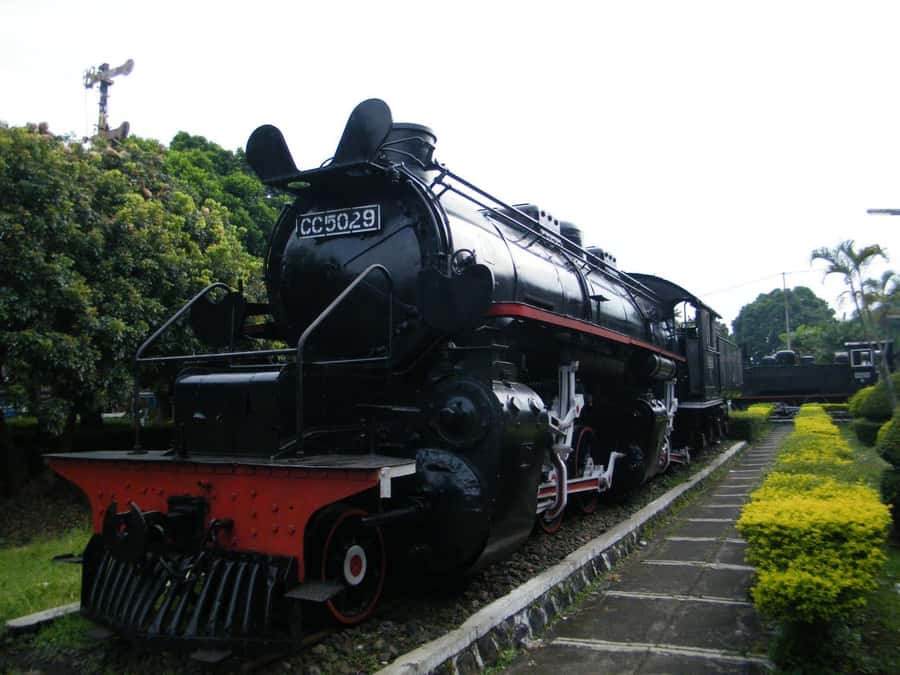 SEMARANG TOURS : GEDONGSONGO TEMPLE/TRAIN MUSEUM AMBARAWA - Who should book this Semarang day trip?