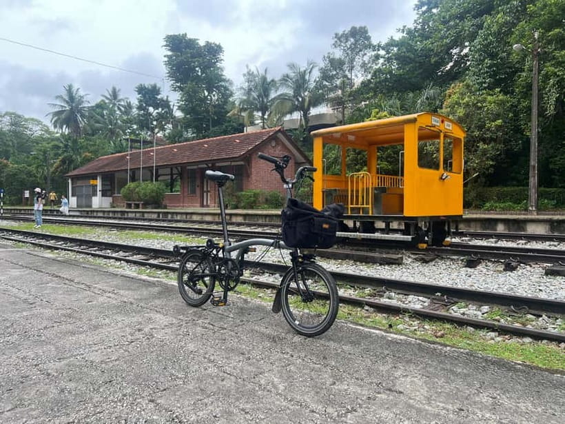 Singapore Brompton Bike Tour from Rail Corridor, with food! - Little India and Kampong Glam by Brompton