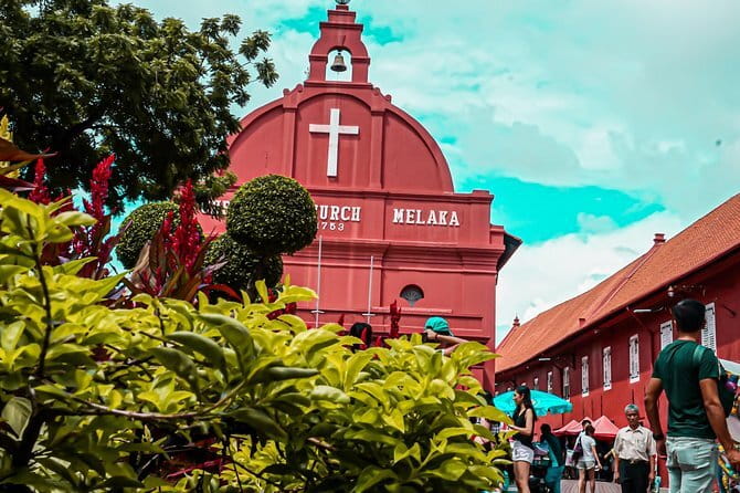 Singapore Cycling Tour - Rail Corridor, Civic District, & Food! - Victoria Theatre, Anderson Bridge, and the Padang