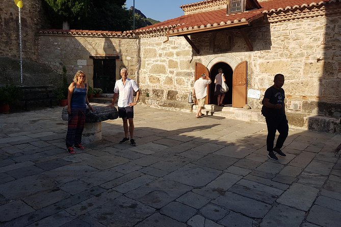 Single day rail trip from Thessaloniki to Meteora - What the $110.54 price really covers
