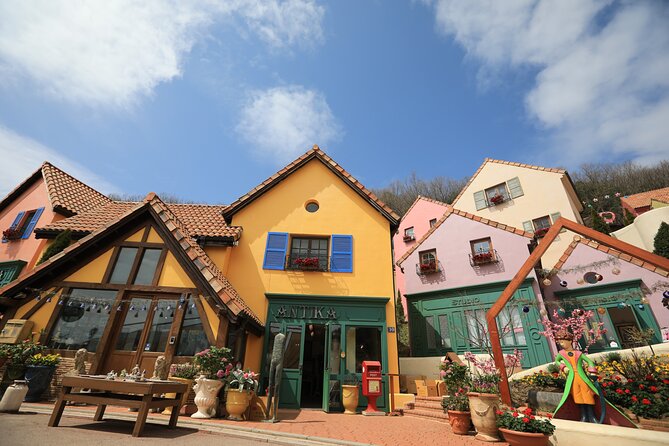 Special Private Tour Nami Island, Rail Bike, Petite France - Chuncheon chicken barbecue makes lunch part of the trip