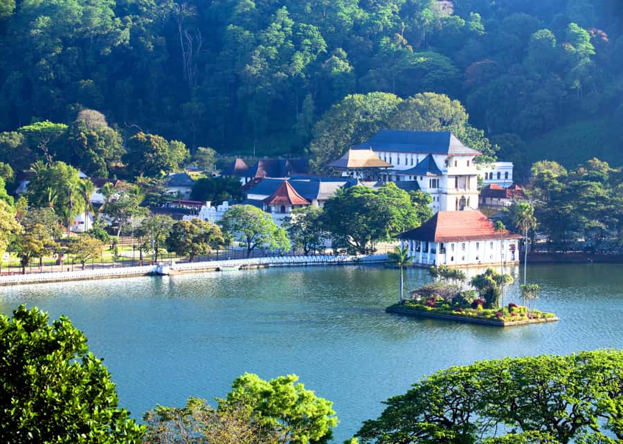 Sri Lanka Private 2-day Tour:Train Trip, Kandy, Nuwara Eliya - Why the Kandy to Nuwara Eliya train matters