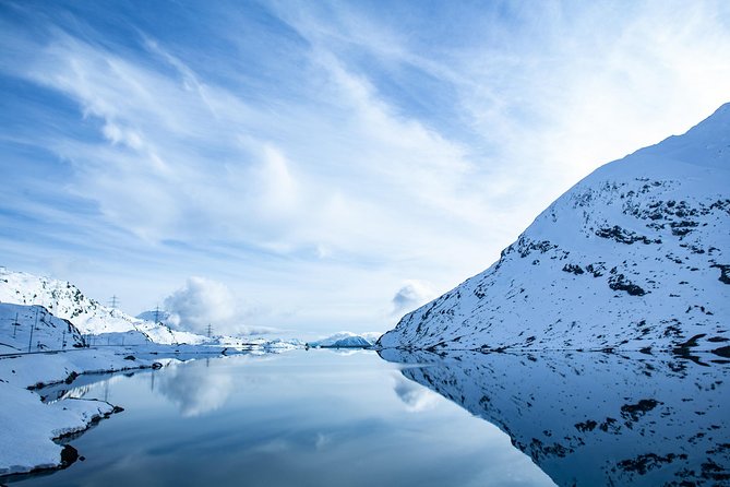 Swiss Alps Bernina Red Train and St.Moritz Tour from Milan - Seating is the main weakness