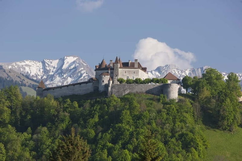 Switzerland: Train, Bus, Boat Travel Pass Flex - Is $373 a good deal?