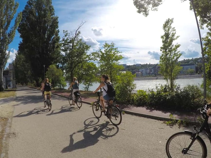 Szentendre Bike & Train Tour by Budapest Bike Breeze - Lángos, the useful Hungarian lunch stop