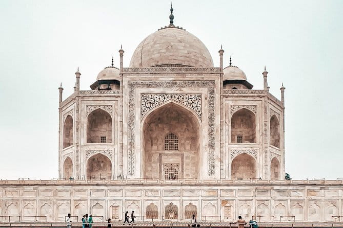 Taj Mahal Agra Tour by Gatimaan Express Train - Meeting your guide at Agra Cantt