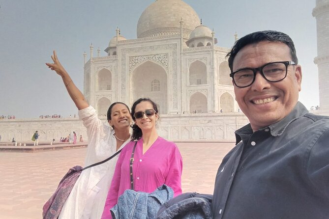 Taj Mahal and Agra Tour by Superfast Gatimaan Train From Delhi - Lunch, tickets, and the real value of the price